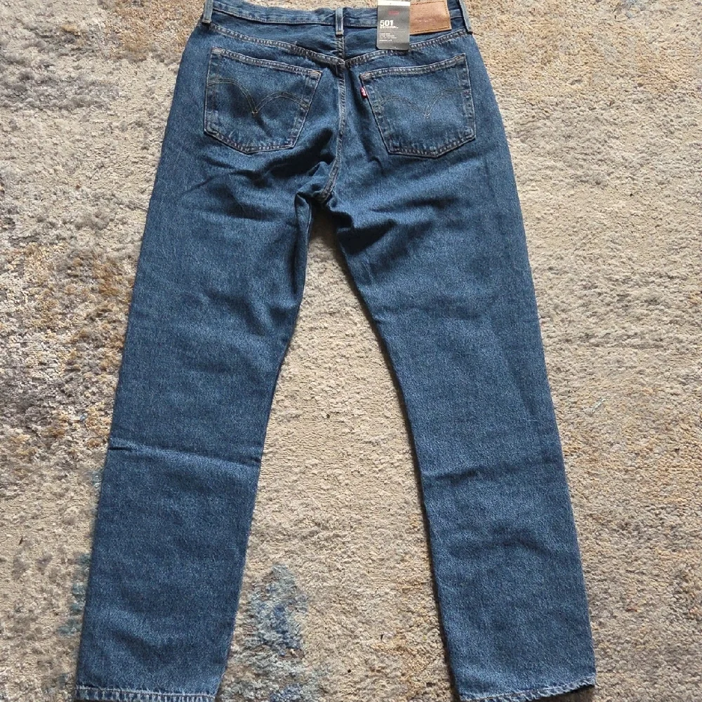 Levi's 501 High Rise Straight Leg Classic Blue Jeans - Picture 3 of 9
